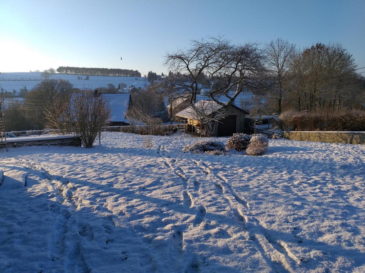 Gite L'Ecole De Ma Mere Villa Bertogne Exteriör bild